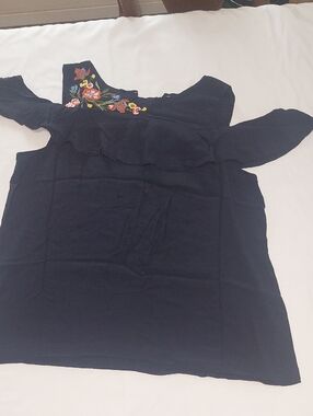 Loft  Navy Cold-Shoulder Top with Floral Embroidery Size XXL